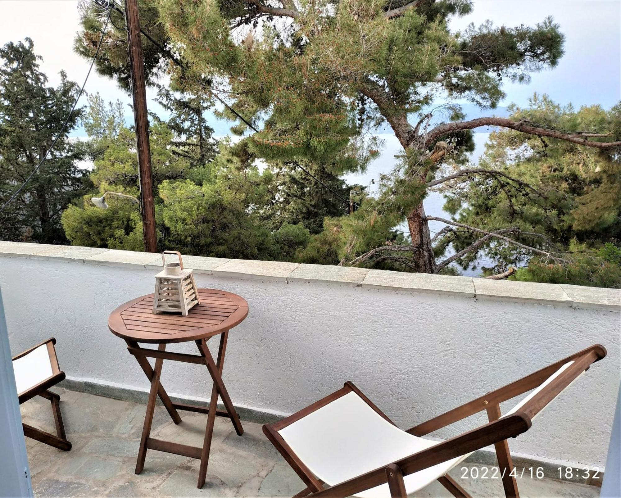 Pine Trees And Sea View Houses In Hydra - Daphne, Chloe, Myrto, Eleni Bilik gambar
